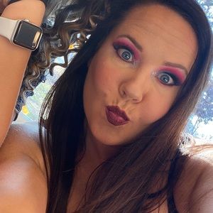 Meet your Posher, Kristin